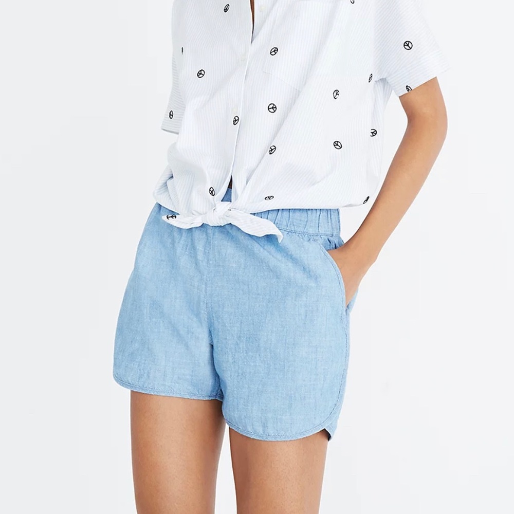 Madewell chambray pull on shorts size medium